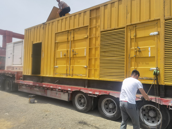 静安发电机出租100KW发电机需要什么规格的电缆线？