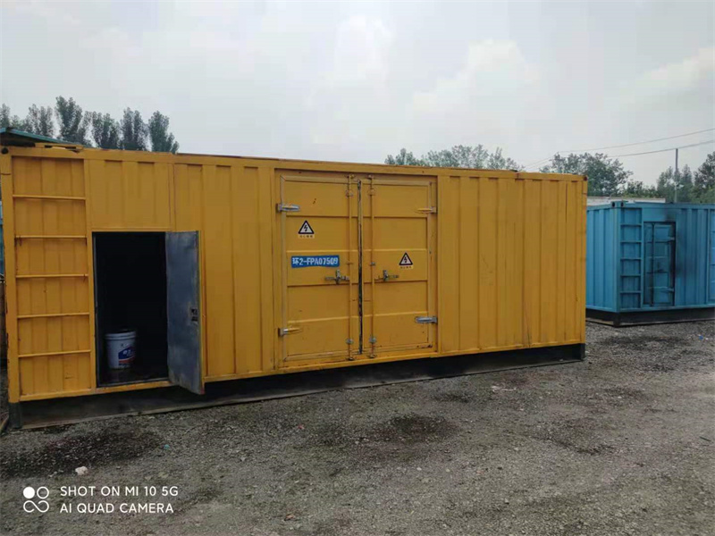 静安200KW柴油发电机组需要配备什么型号的电缆线？